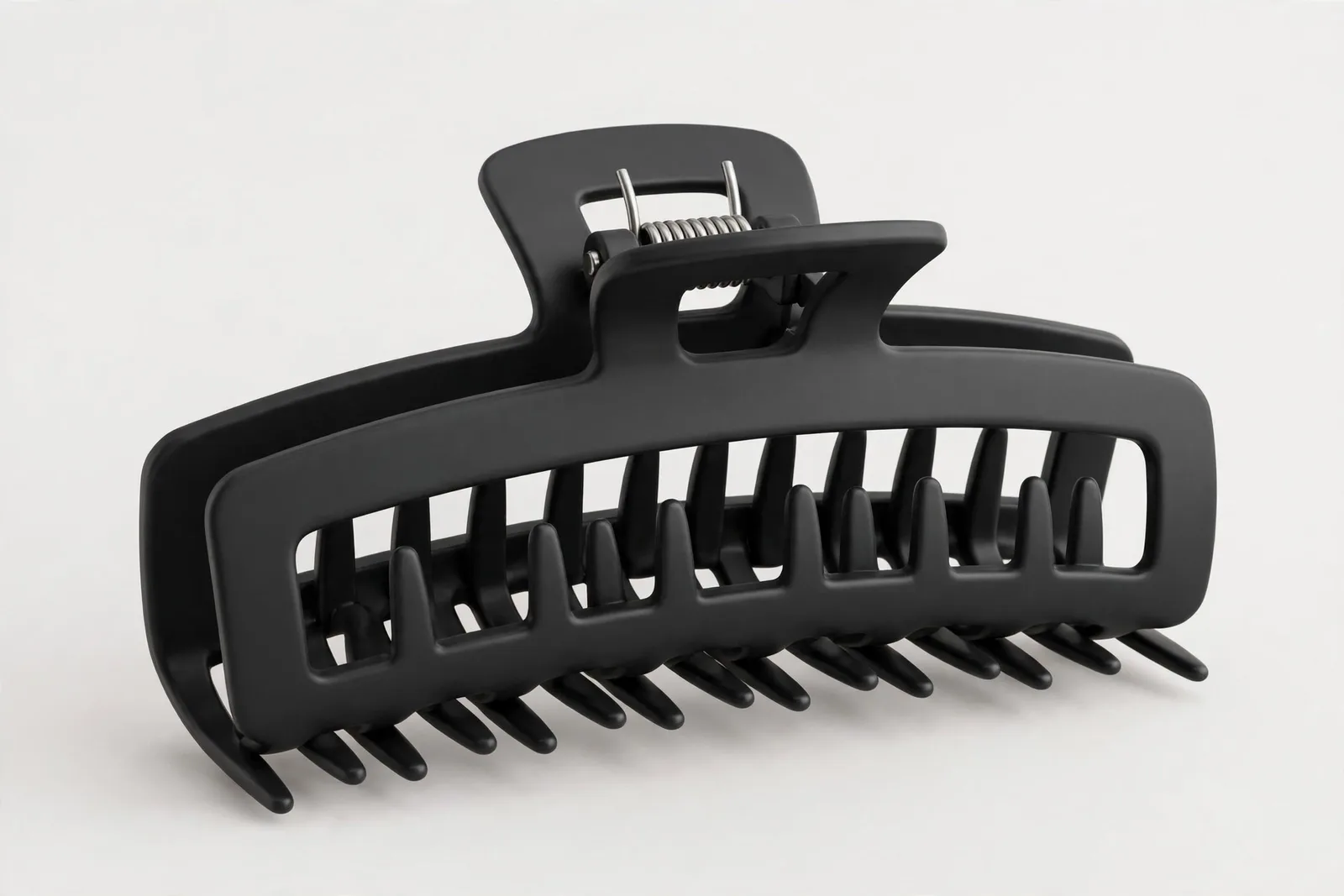 Black Big Double-Row Claw Clip 4.35in, studio product photo on white background